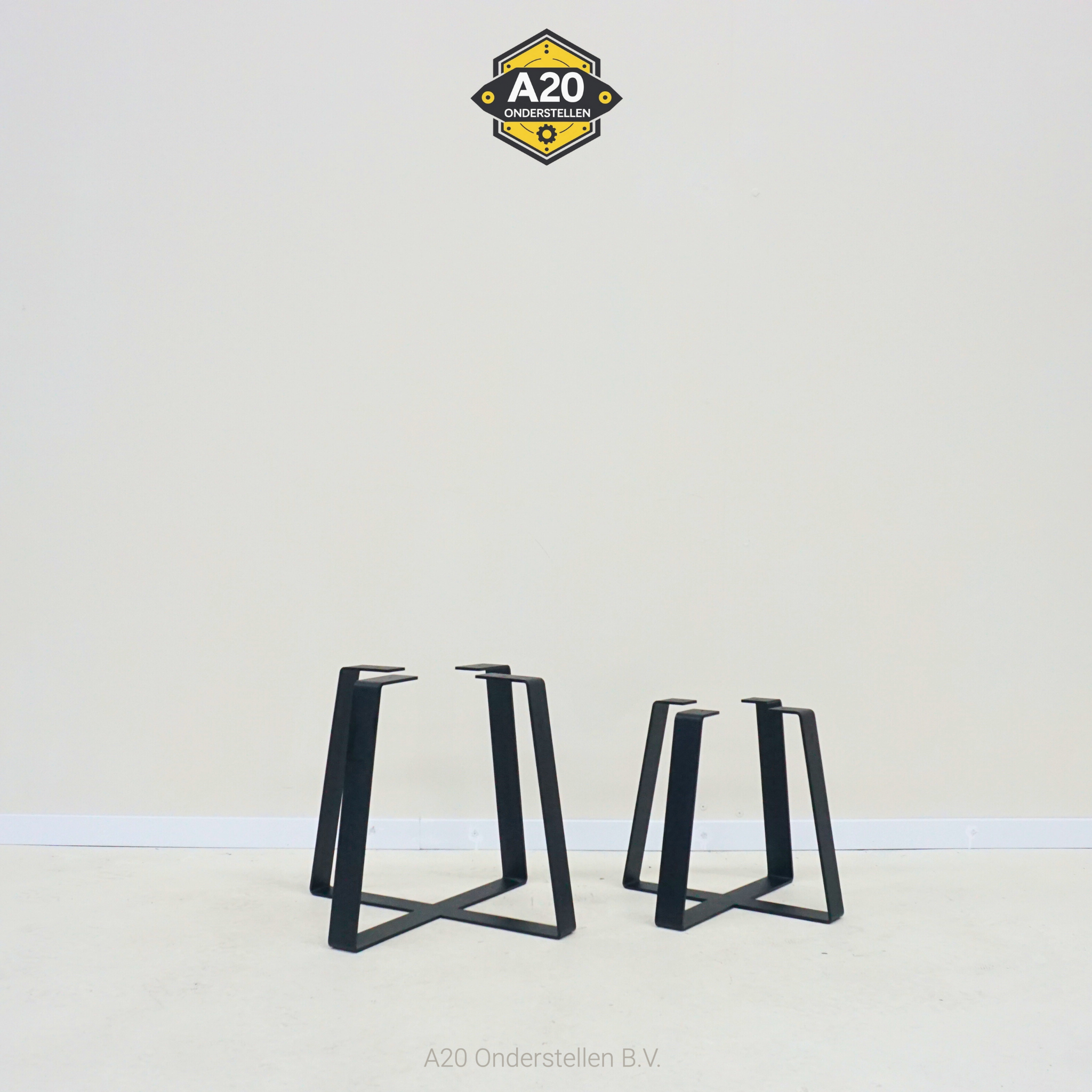 Salontafel Poot 4-punts 5x1 Schuin Rond & Vierkant - SA094