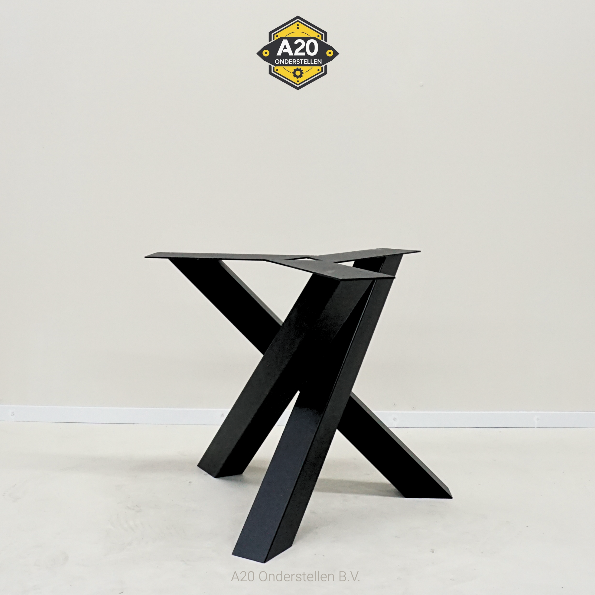 Middenpoot Twister 10x10 cm voor Ronde en Vierkante Tafels - MK071