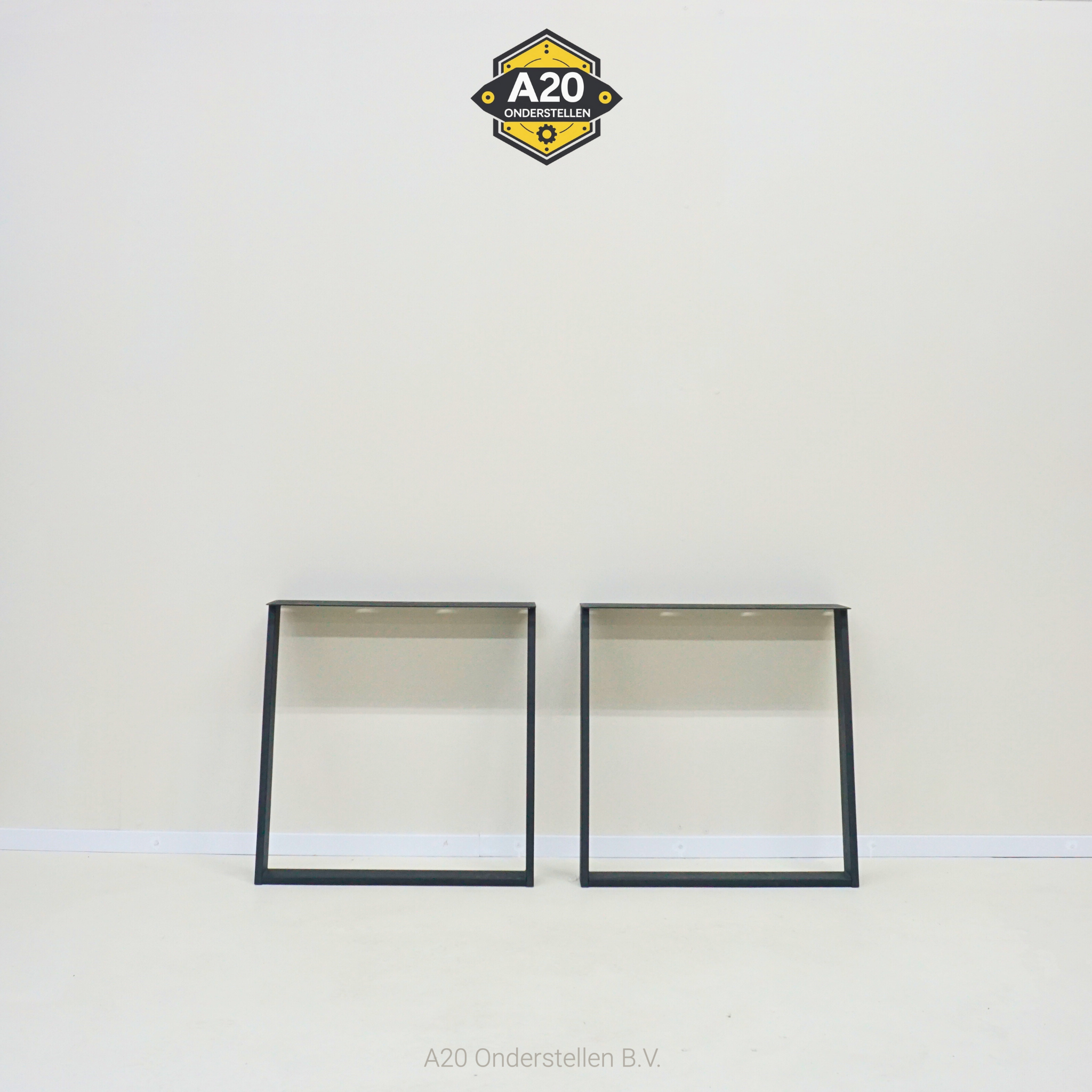 Set Industriële Platte U - Poten 8  x 2 cm - SET003