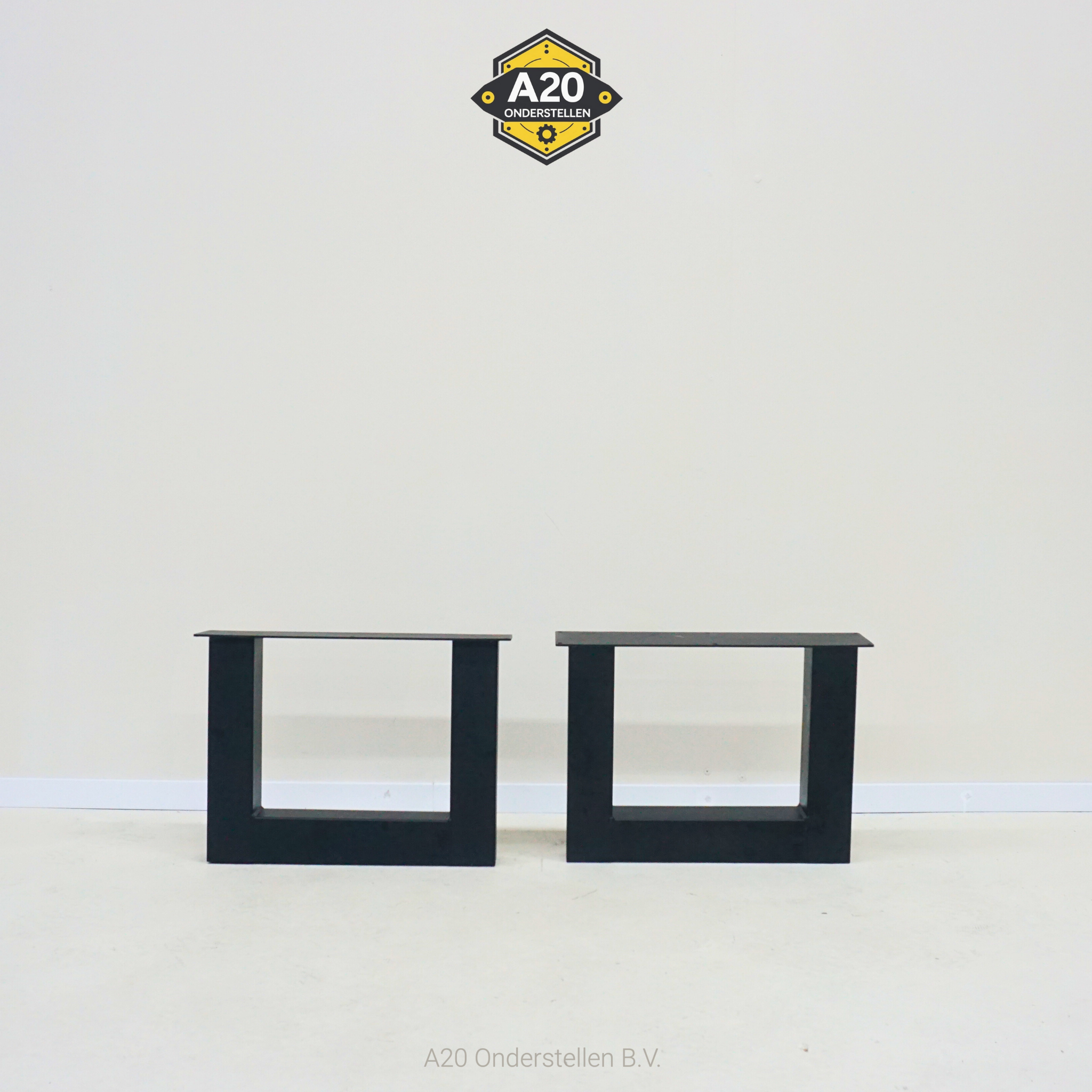 Set Industriële U Salontafel Poten 6x6 - SA098