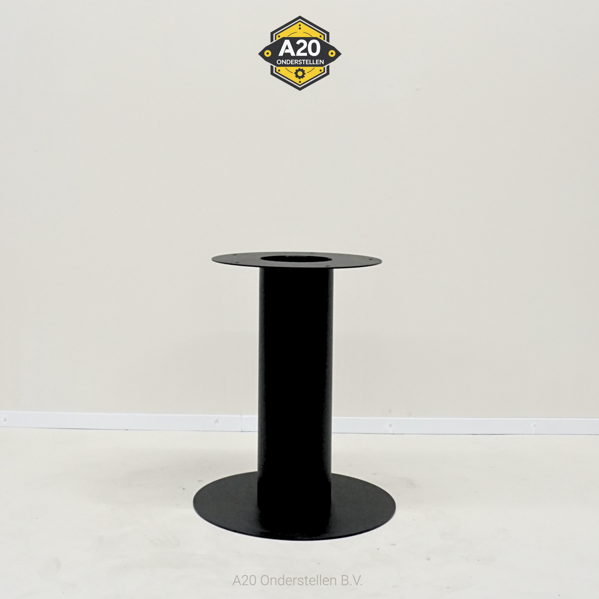 Metalen Bistro Poot Ronde en Vierkante Tafels - MK063